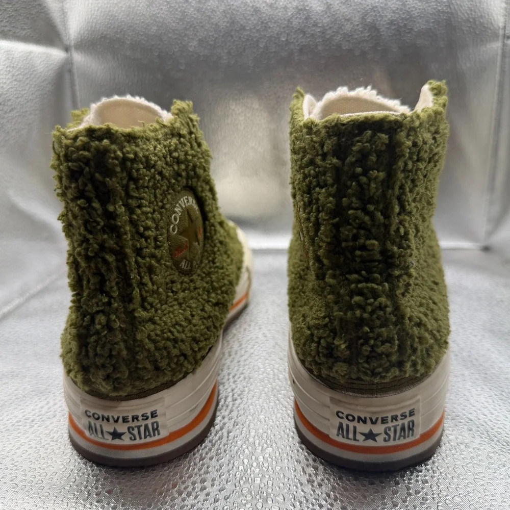 Size 4 Converse Chuck Taylor All Star Green Kids High‎ Sherpa Sneakers 673198C